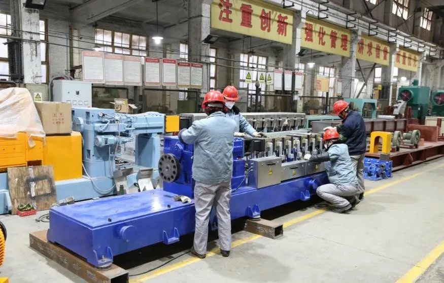 医疗防护用品主要原料需求激增,中国化工装备所全套技术装备驰援